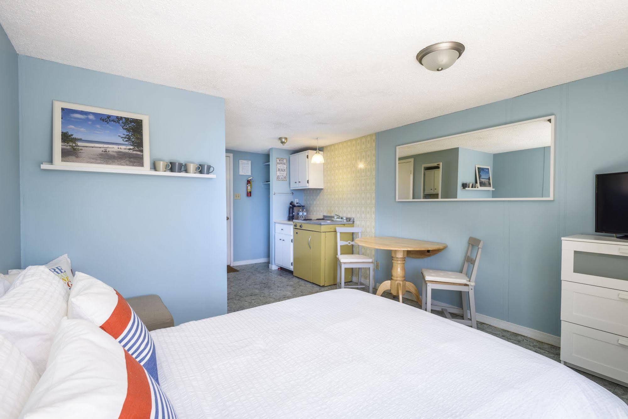 Hollywood Cottages Wasaga Beach Buitenkant foto